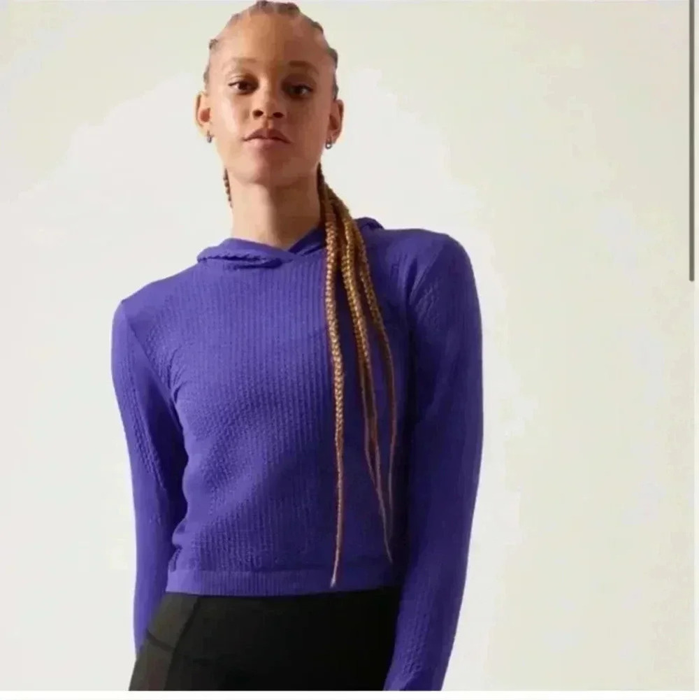 NWT Athleta Flurry Seamless Hoodie‎  Long Sleeve-thumb holes athleisure org 99